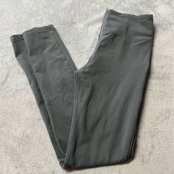 Freddy WR.UP Sage Green Zip Up Leggings - Picture 2 of 15